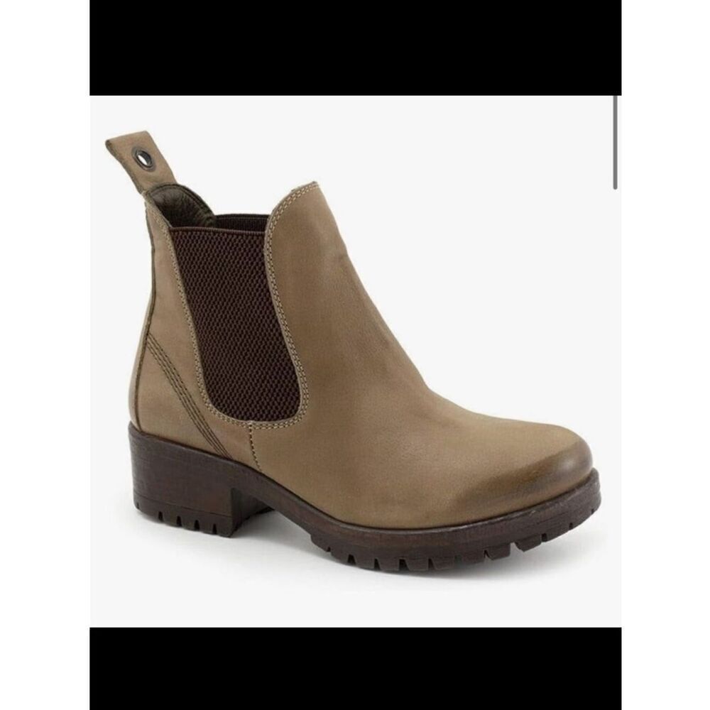 Bueno brown leather Florida Chelsea Boots pull on size 37 / US 7-7.5